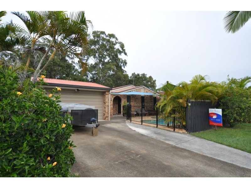 14 Lakefield Crescent, Paradise Point QLD 4216