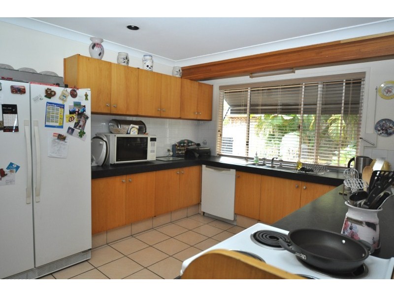 14 Lakefield Crescent, Paradise Point QLD 4216