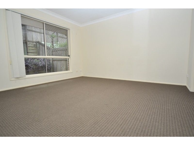 1/229 Government Road, Labrador QLD 4215