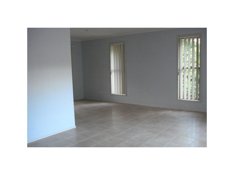 9 Monroe Court, Oxenford QLD 4210