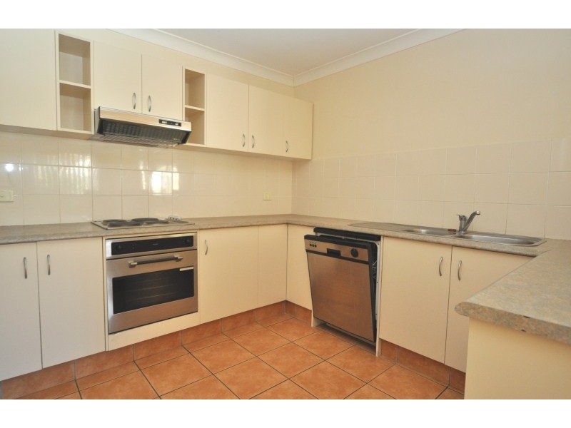 22 Gemini Circuit, Molendinar QLD 4214