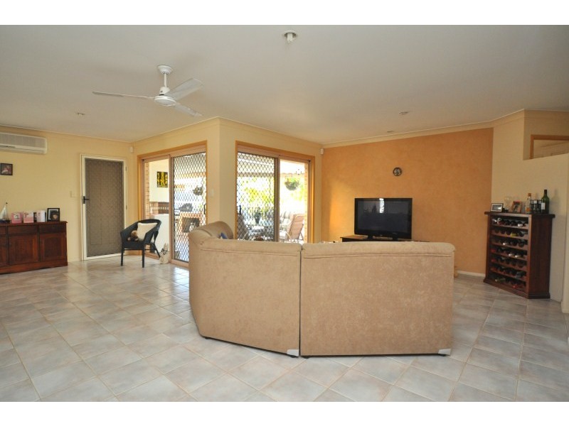 67 Monterey Keys Drive, Monterey Keys QLD 4212