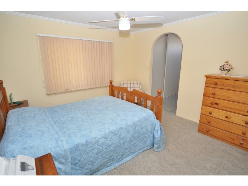 34 Abalone Avenue, Paradise Point QLD 4216