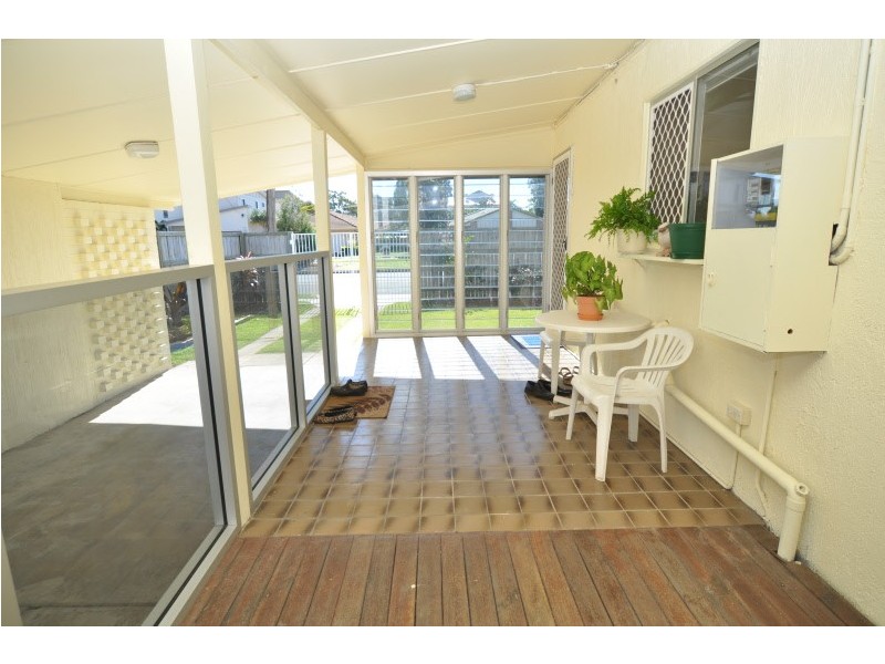 34 Abalone Avenue, Paradise Point QLD 4216