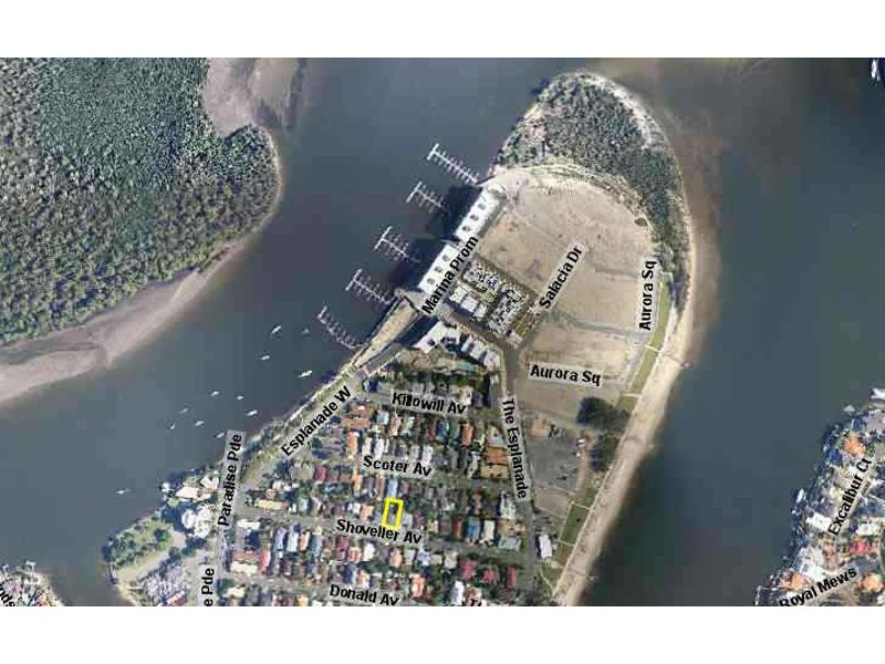 19 Shoveller Avenue, Paradise Point QLD 4216