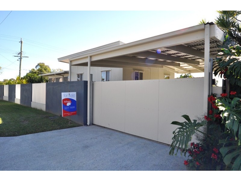 33 Heydon Avenue, Labrador QLD 4215