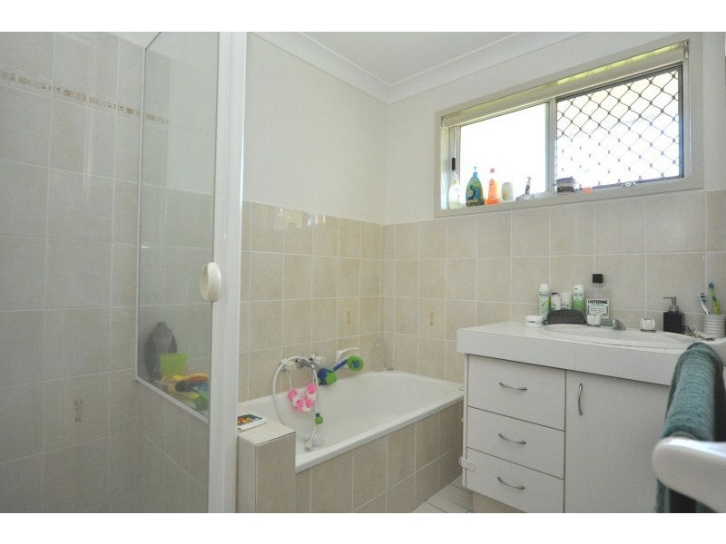 2/1 Trevor Drive, Coombabah QLD 4216