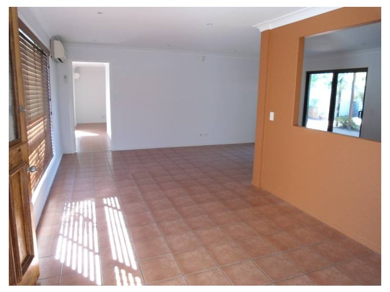 41 Sundown Drive, Paradise Point QLD 4216