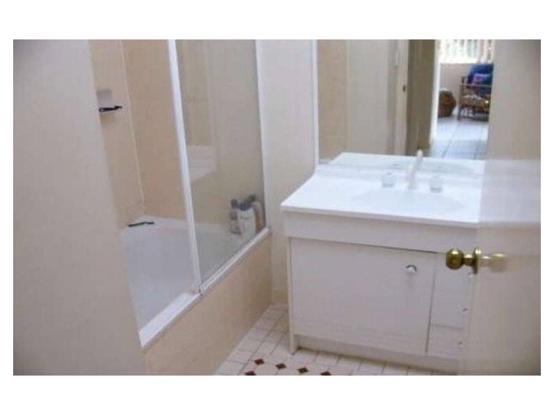 174/125 Hansford Road, Coombabah QLD 4216