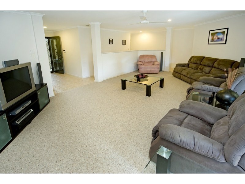 6 Grande Entrance, Monterey Keys QLD 4212