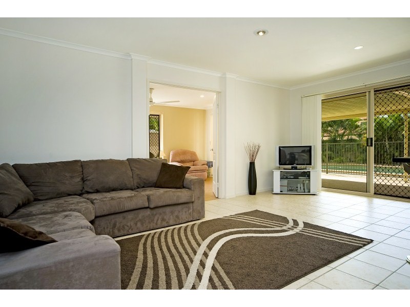 6 Grande Entrance, Monterey Keys QLD 4212