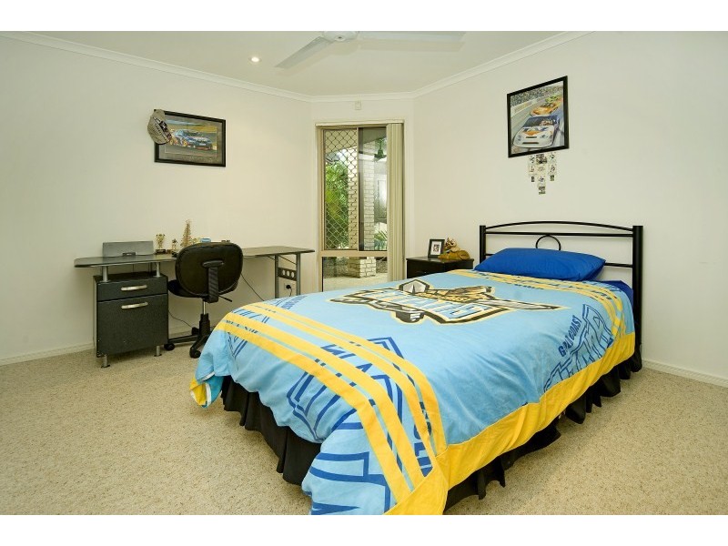 6 Grande Entrance, Monterey Keys QLD 4212