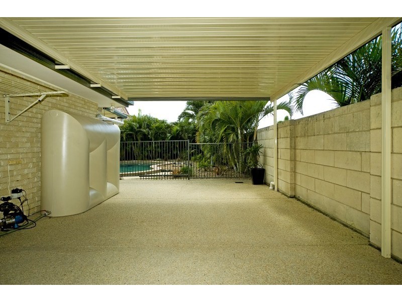 6 Grande Entrance, Monterey Keys QLD 4212