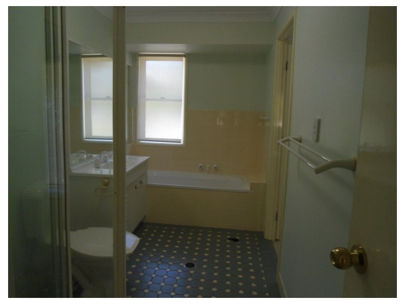 182/125 Hansford Road, Coombabah QLD 4216