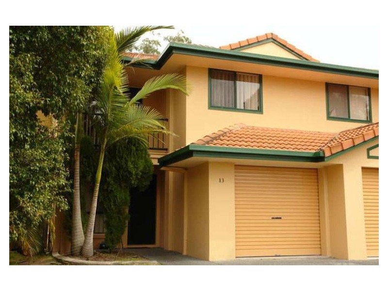 13/156 Greenacre Drive, Arundel QLD 4214