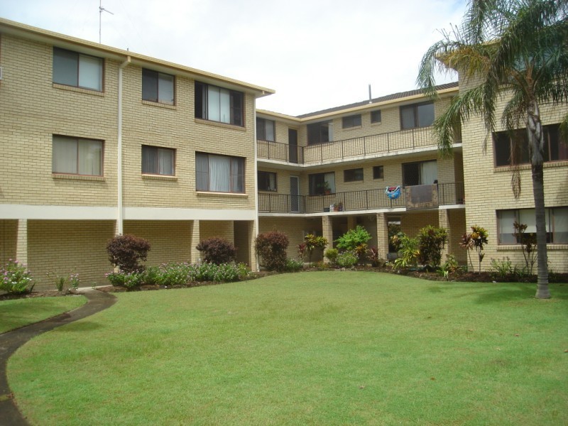 17/115 Frank Street, Labrador QLD 4215