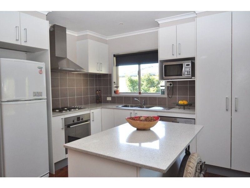 23 Sunbird Avenue, Paradise Point QLD 4216