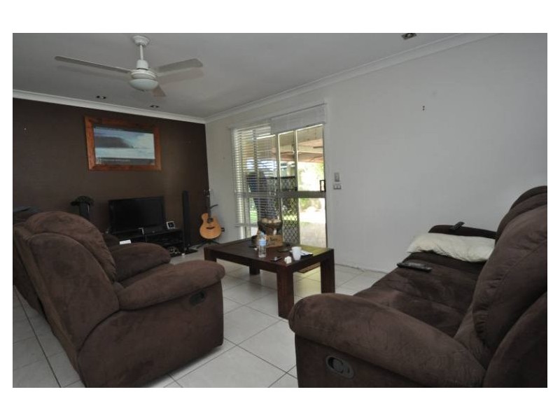 7 Kylie Street, Arundel QLD 4214