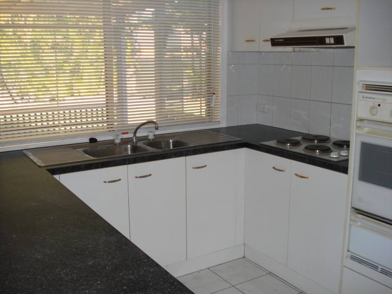 19 Chiffley Place, Arundel QLD 4214