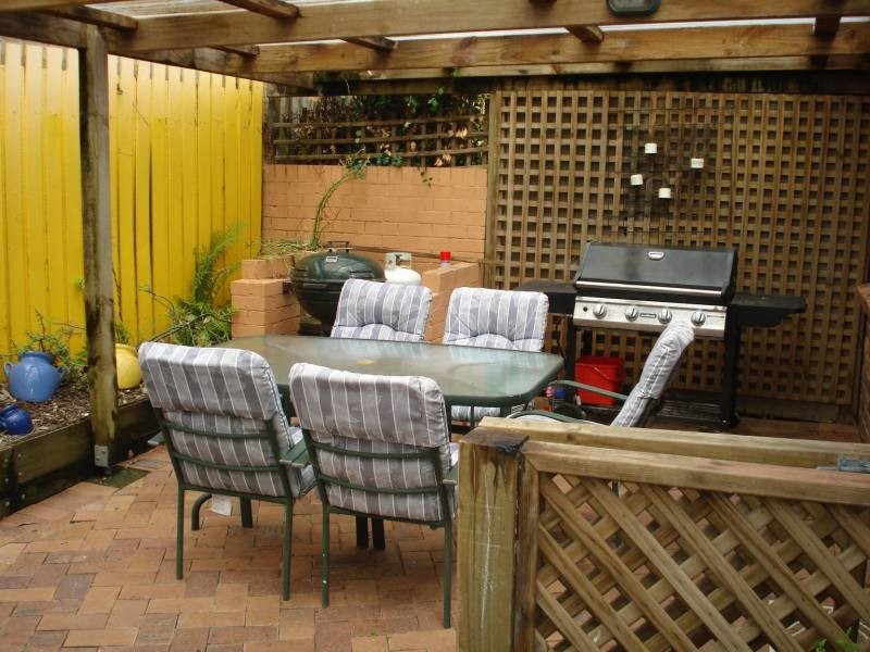 2/13 Senate Street, Labrador QLD 4215