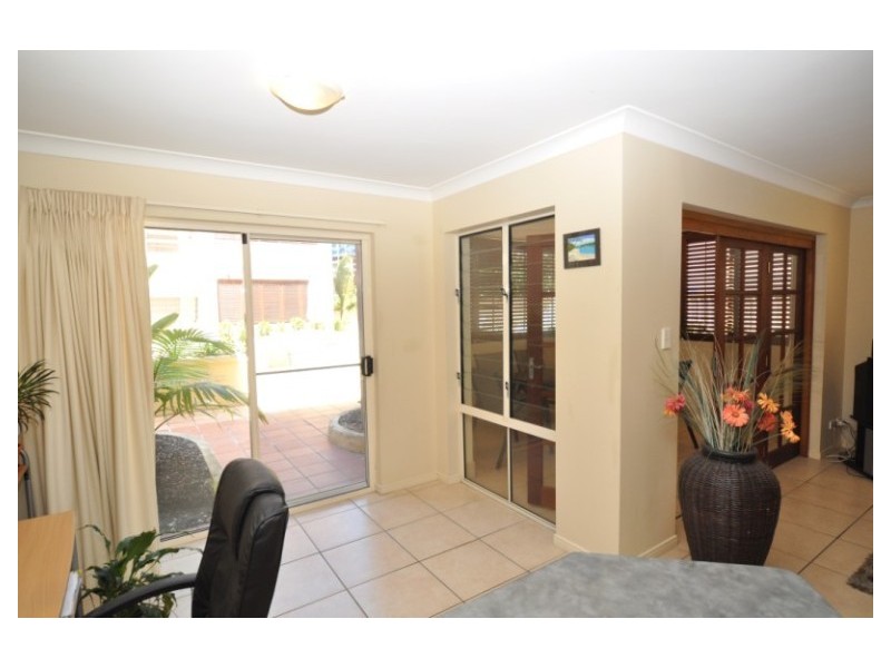 3/89 Bayview Street, Runaway Bay QLD 4216