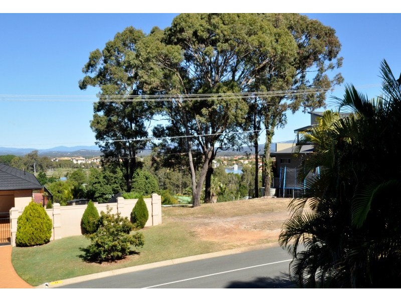 16 Jingella Street, Hope Island QLD 4212