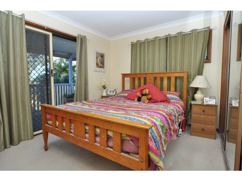 16 Jingella Street, Hope Island QLD 4212