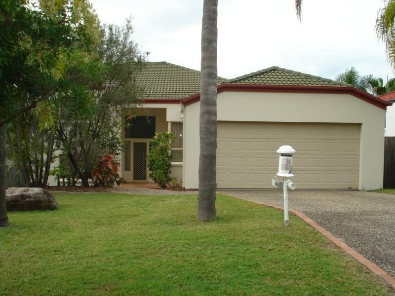 8 Fortuna Place, Parkwood QLD 4214