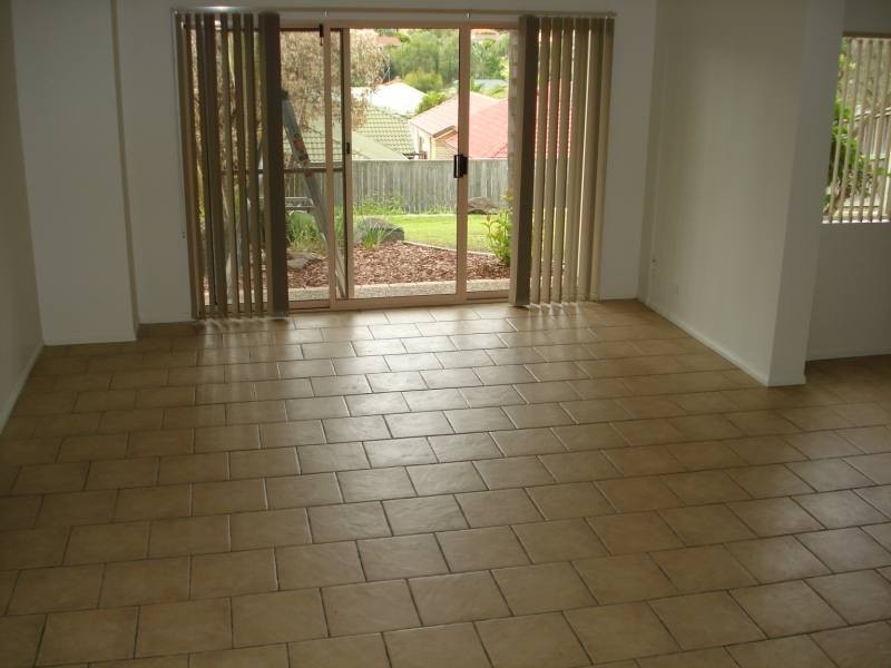 8 Fortuna Place, Parkwood QLD 4214