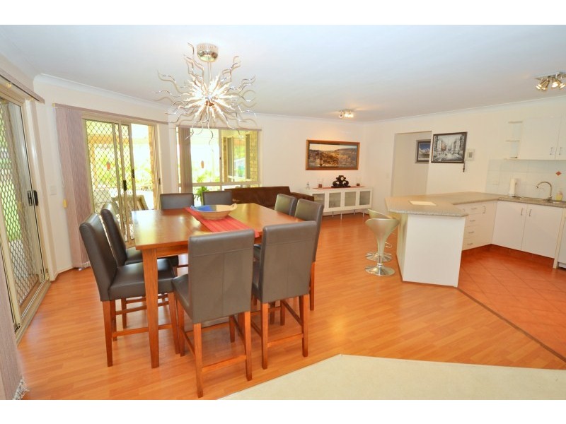 21 Alcott Court, Parkwood QLD 4214