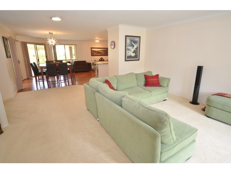 21 Alcott Court, Parkwood QLD 4214