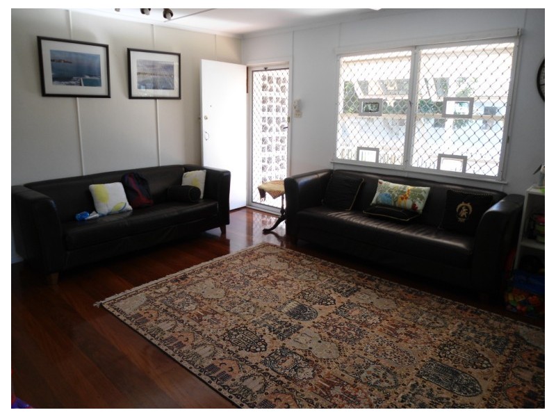 220 Turpin Road, Labrador QLD 4215
