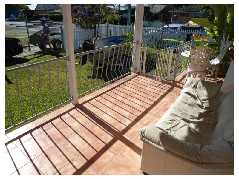 220 Turpin Road, Labrador QLD 4215