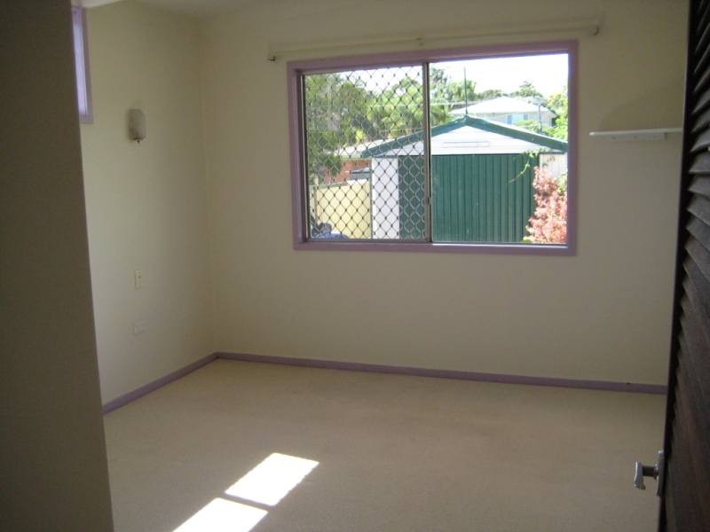 152 Government Road, Labrador QLD 4215