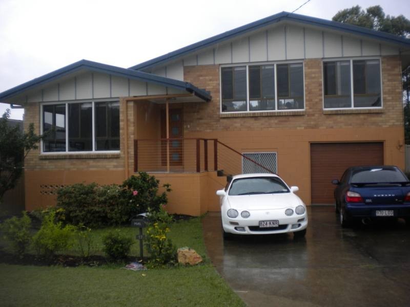 17 Heydon Avenue, Labrador QLD 4215