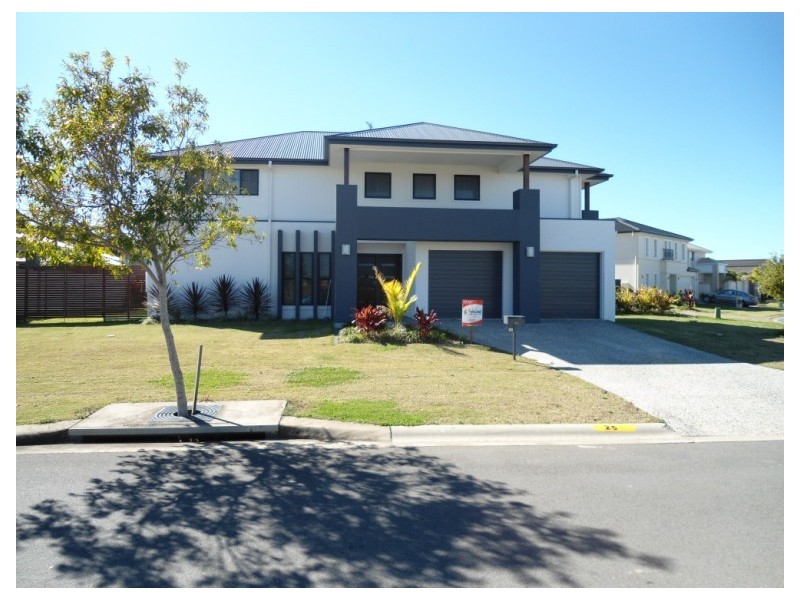 25 Palladium Boulevarde, Hope Island QLD 4212