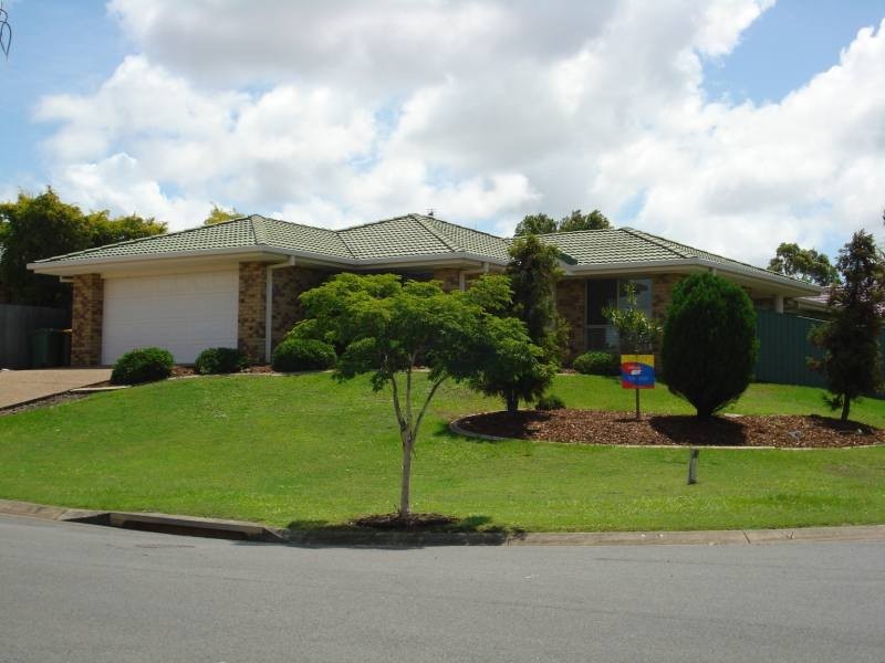 14 Hazeltine Place, Parkwood QLD 4214