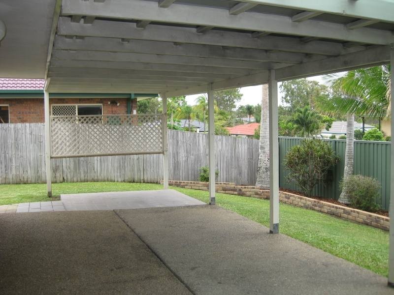 14 Hazeltine Place, Parkwood QLD 4214