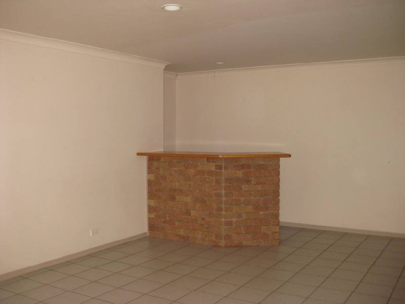 7 Greg Norman Crescent, Parkwood QLD 4214