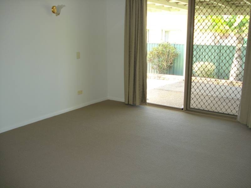 14 Hazeltine Place, Parkwood QLD 4214