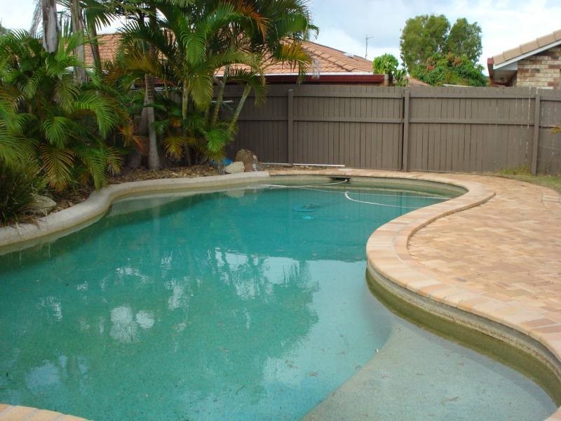 11 Rosswood Court, Helensvale QLD 4212