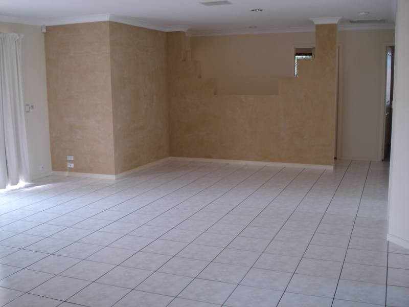 11 Rosswood Court, Helensvale QLD 4212