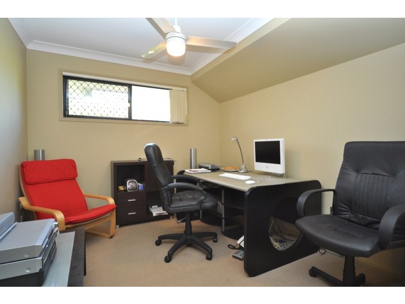 2/13 Thelma Avenue, Biggera Waters QLD 4216