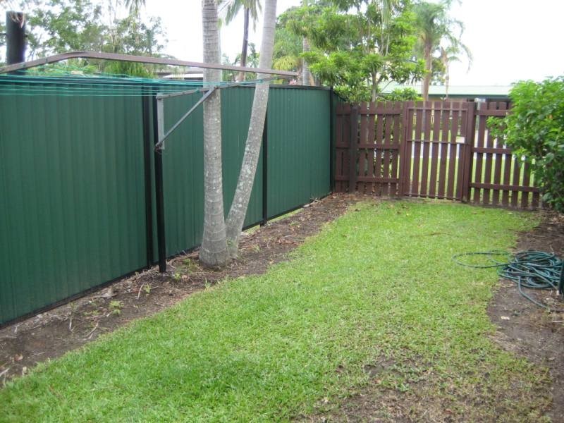 1/283 Government Road, Labrador QLD 4215