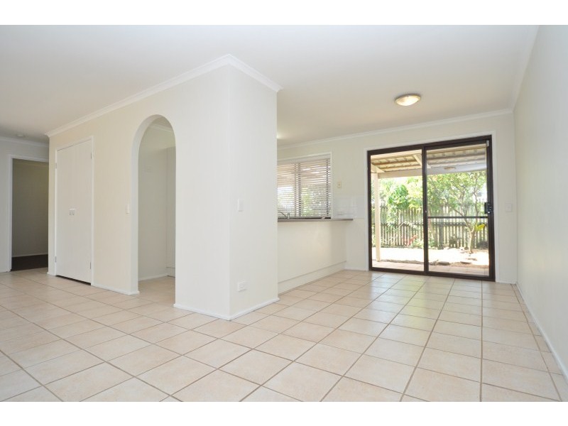 2/73 Kangaroo Avenue, Coombabah QLD 4216