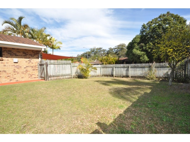2/73 Kangaroo Avenue, Coombabah QLD 4216
