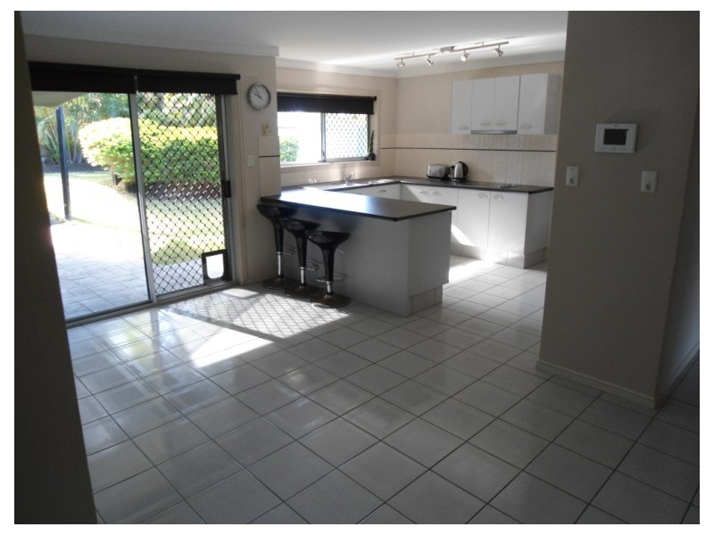 271 Central Street, Arundel QLD 4214