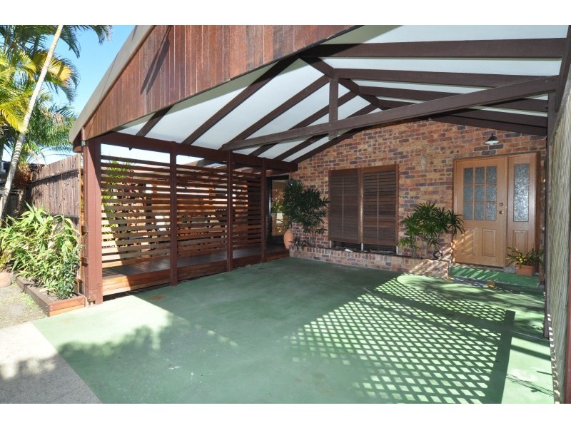 66 Jacaranda Avenue, Hollywell QLD 4216