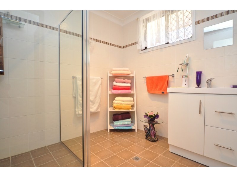 7 Nalkari Street, Coombabah QLD 4216