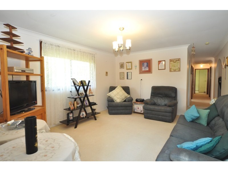 7 Nalkari Street, Coombabah QLD 4216